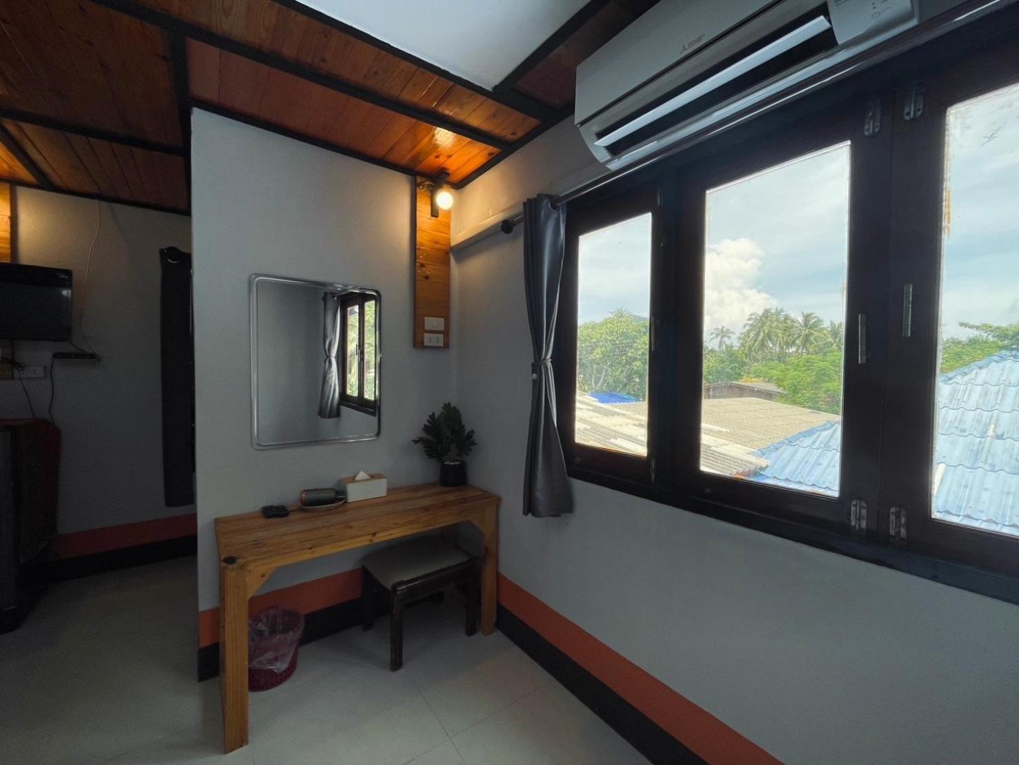 Mookboonchu Guesthouse ,Kohmook Trang Koh Mook Exterior photo