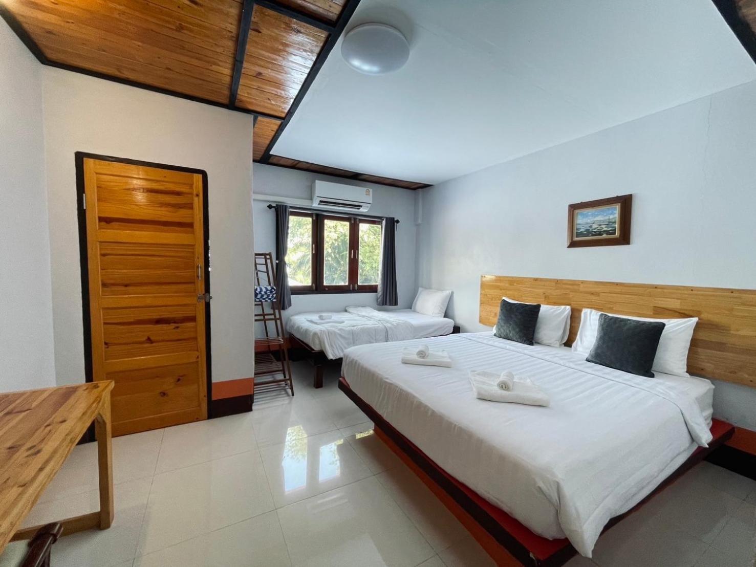 Mookboonchu Guesthouse ,Kohmook Trang Koh Mook Exterior photo