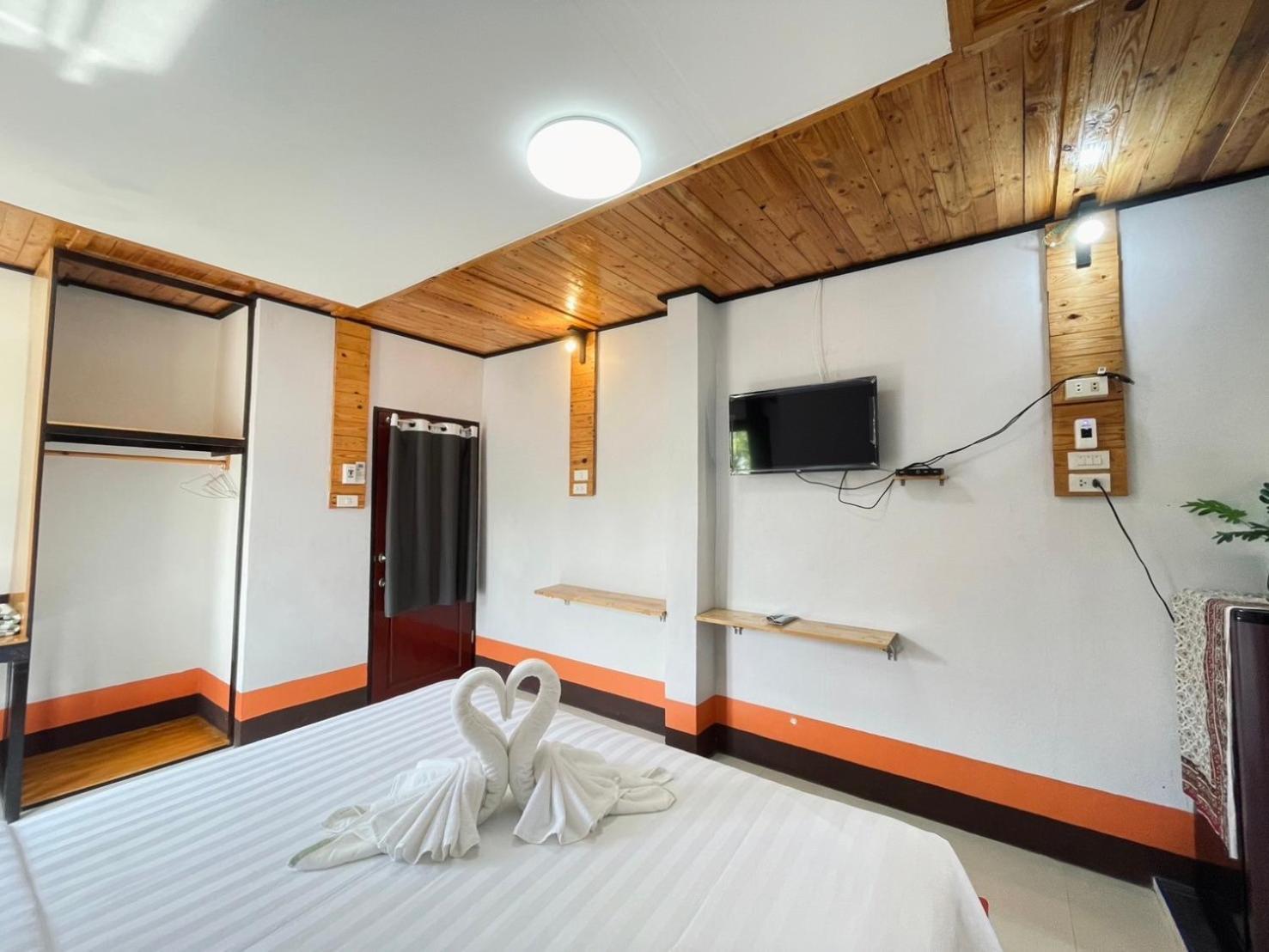 Mookboonchu Guesthouse ,Kohmook Trang Koh Mook Exterior photo